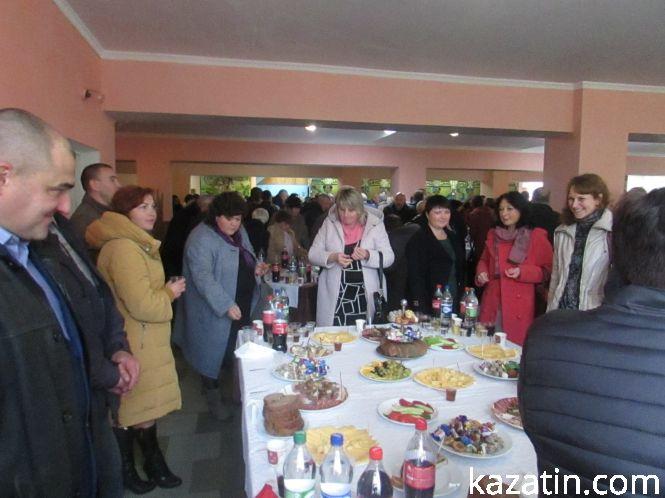 Новини Козятина - фото з Вітали залізничників Козятина (ОНОВЛЕНО + відео) Вітали залізничників Козятина (ОНОВЛЕНО + відео), фото №7 на сайті 20minut.ua