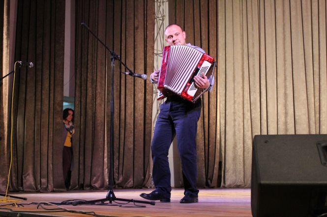 Новини Кам'янця-Подільського - фото з Як привітали працівників соціальної сфери у Кам'янці (ФОТО) Як привітали працівників соціальної сфери у Кам'янці (ФОТО), фото №32 на сайті 20minut.ua