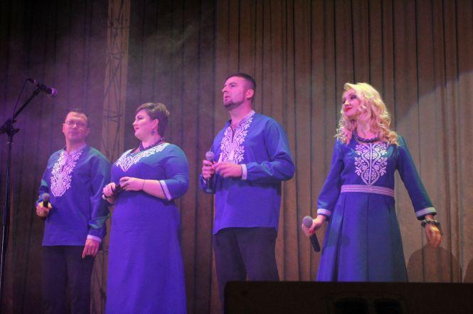 Новини Кам'янця-Подільського - фото з Як привітали працівників соціальної сфери у Кам'янці (ФОТО) Як привітали працівників соціальної сфери у Кам'янці (ФОТО), фото №9 на сайті 20minut.ua