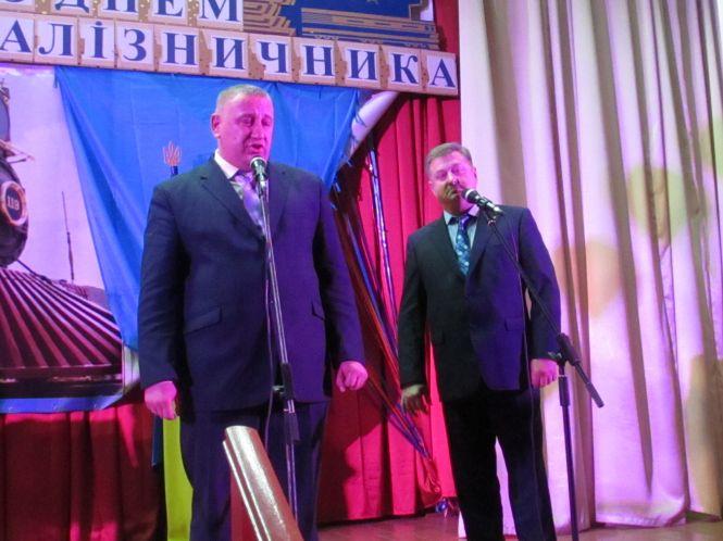 Новини Козятина - фото з Вітали залізничників Козятина (ОНОВЛЕНО + відео) Вітали залізничників Козятина (ОНОВЛЕНО + відео), фото №34 на сайті 20minut.ua