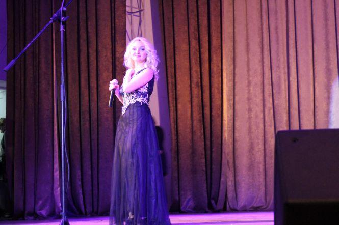 Новини Кам'янця-Подільського - фото з Як привітали працівників соціальної сфери у Кам'янці (ФОТО) Як привітали працівників соціальної сфери у Кам'янці (ФОТО), фото №5 на сайті 20minut.ua