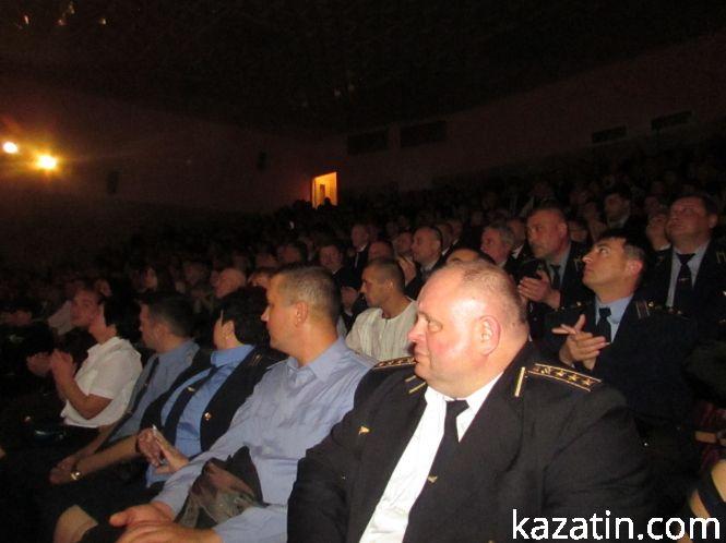 Новини Козятина - фото з Вітали залізничників Козятина (ОНОВЛЕНО + відео) Вітали залізничників Козятина (ОНОВЛЕНО + відео), фото №19 на сайті 20minut.ua