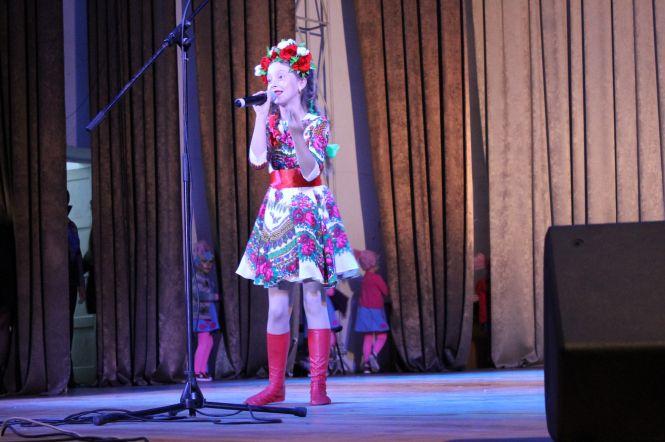 Новини Кам'янця-Подільського - фото з Як привітали працівників соціальної сфери у Кам'янці (ФОТО) Як привітали працівників соціальної сфери у Кам'янці (ФОТО), фото №4 на сайті 20minut.ua