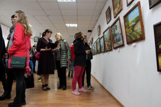 «Барвистий світ дитячої уяви», або як стартувала виставка дитячої творчості у Кам'янці (ФОТО), фото №6 на сайті 20minut.ua