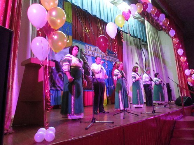 Новини Козятина - фото з Вітали залізничників Козятина (ОНОВЛЕНО + відео) Вітали залізничників Козятина (ОНОВЛЕНО + відео), фото №33 на сайті 20minut.ua