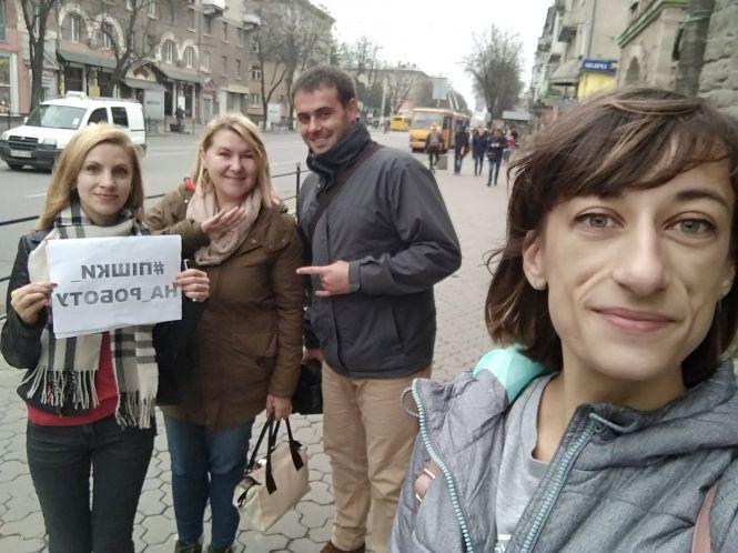 Новини Тернополя - фото з "Пішли з нами!" Ми перевірили, чи поміняють тернополяни маршрутку на #пішки_на_роботу "Пішли з нами!" Ми перевірили, чи поміняють тернополяни маршрутку на #пішки_на_роботу, фото №3 на сайті 20minut.ua