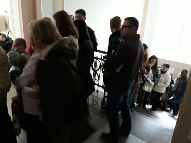 За «карткою тернополянина» черги, як за ковбасою у Союзі, фото №1 на сайті 20minut.ua