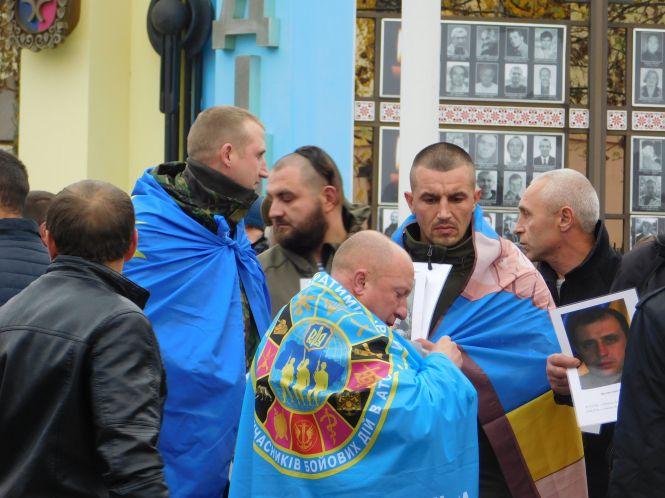 Новини Хмельницького - фото з Від майдану до проспекту пішки. Сотні хмельничан пройшлися Від майдану до проспекту пішки. Сотні хмельничан пройшлися