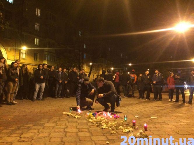 Новини Тернополя - фото з "Хто замовив вбивство Каті Гандзюк?". У Тернополі віддали останню шану активістці "Хто замовив вбивство Каті Гандзюк?". У Тернополі віддали останню шану активістці, фото №5 на сайті 20minut.ua