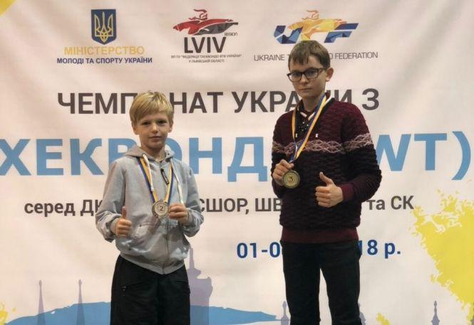 Новини Хмельницького - фото з Хмельницькі тхеквондистки здобули золото чемпіонату України