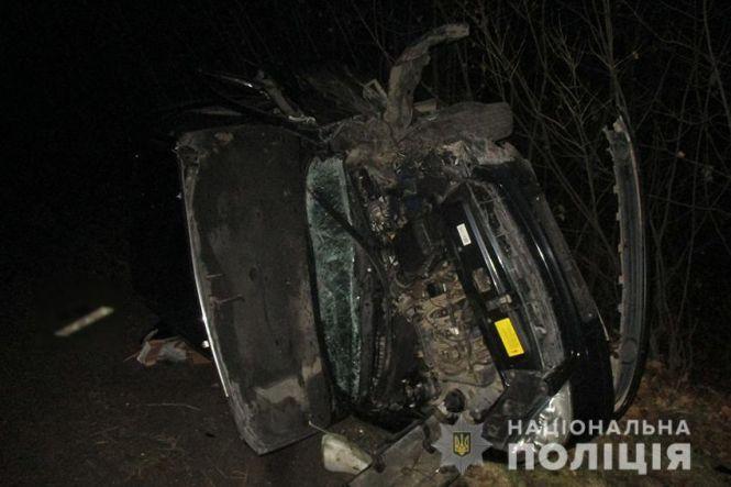 Новини Хмельницького - фото з Зіткнення "лоб у лоб": у жахливій ДТП на Хмельниччині постраждали троє людей Зіткнення "лоб у лоб": у жахливій ДТП на Хмельниччині постраждали троє людей, фото №1 на сайті vsim.ua