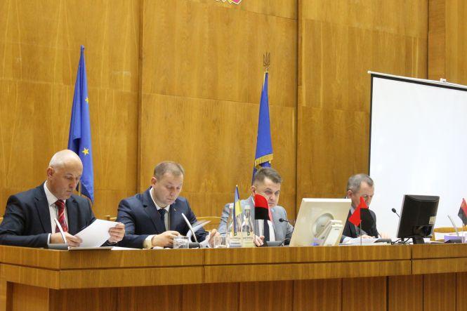 Новини Тернополя - фото з Депутати облради просять МВС цілодобово охороняти Почаївську Лавру Депутати облради просять МВС цілодобово охороняти Почаївську Лавру, фото №1 на сайті 20minut.ua