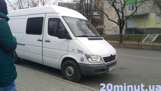 Новини Тернополя - фото з “Хто на Гоголя - підвезу”: як тернополяни обходяться без маршруток “Хто на Гоголя - підвезу”: як тернополяни обходяться без маршруток, фото №2 на сайті 20minut.ua