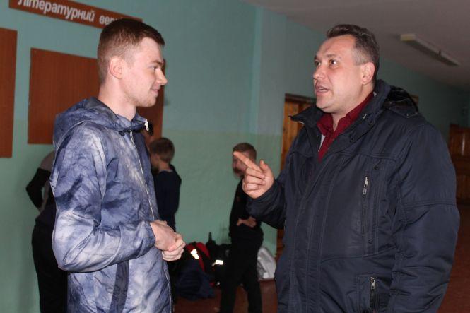 Новини Вінниці - фото з «Сам дзвонить, ще й пісень співатиме…» Розумний дзвінок виготовив учень з Вінниці «Сам дзвонить, ще й пісень співатиме…» Розумний дзвінок виготовив учень з Вінниці, фото №5 на сайті 20minut.ua