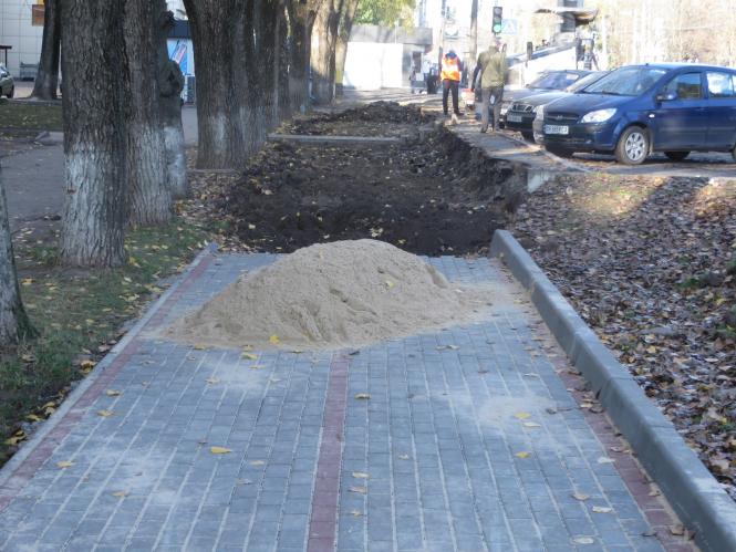 Новини Хмельницького - фото з На проспекті Миру будують велодоріжку за 2,7 мільйона На проспекті Миру будують велодоріжку за 2,7 мільйона, фото №3 на сайті vsim.ua