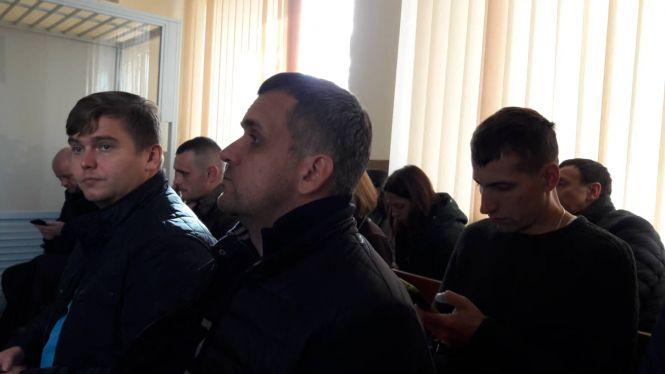 Новини Тернополя - фото з Нападника на Ігоря Турського вивели із зали суду в кайданках (оновлено) Нападника на Ігоря Турського вивели із зали суду в кайданках (оновлено), фото №4 на сайті 20minut.ua