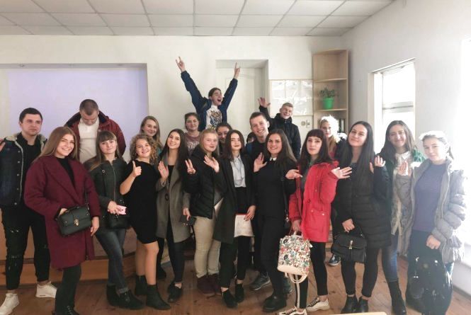 Новини Хмельницького - фото з Від безготівкової оплати проїзду до диктанту єдності: ТОП-5 новин тижня у Хмельницькому Від безготівкової оплати проїзду до диктанту єдності: ТОП-5 новин тижня у Хмельницькому, фото №2 на сайті vsim.ua