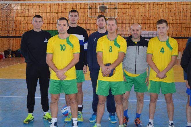 Новини Козятина - фото з Змагалися волейболісти Змагалися волейболісти, фото №1 на сайті 20minut.ua