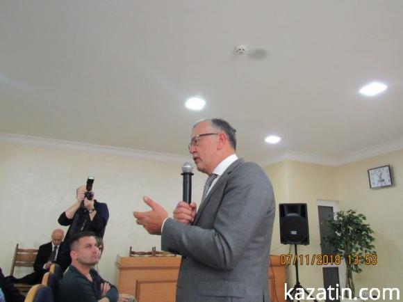 Гриценко у Вінниці: cпіч, провокації-перевірки, вручення квітів, фото №5 на сайті 20minut.ua