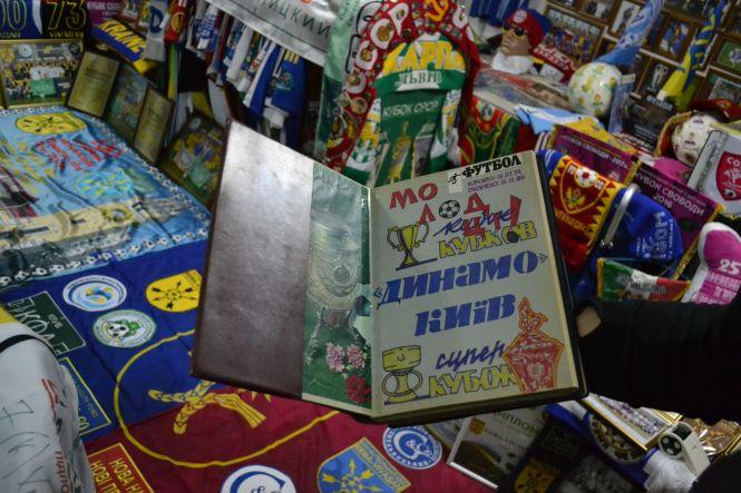 Новини Хмельницького - фото з У Хмельницькому є “футбольний рай для чоловіків”: хто його заснував і що там можна побачити У Хмельницькому є “футбольний рай для чоловіків”: хто його заснував і що там можна побачити, фото №15 на сайті vsim.ua