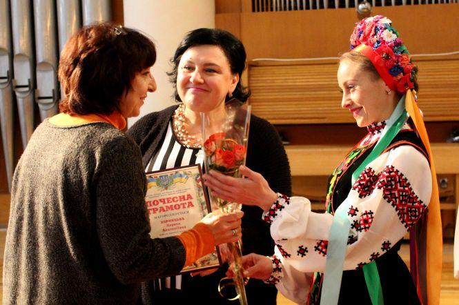 Новини Хмельницького - фото з Грамоти та подяки від голови ОДА отримали найкращі діячі культури з Хмельниччини