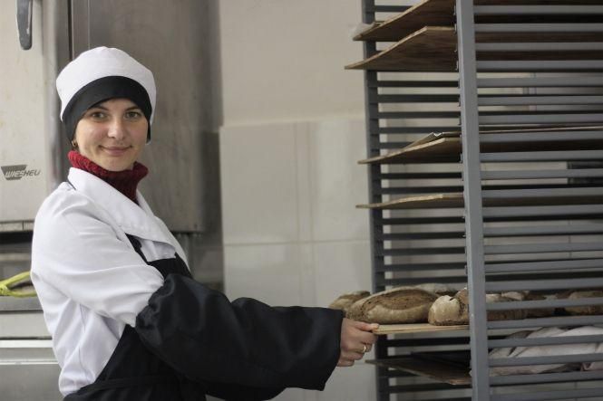 Новини Вінниці - фото з Хліба та інклюзії: особлива пекарня та її не менш особливі працівники Хліба та інклюзії: особлива пекарня та її не менш особливі працівники, фото №5 на сайті 20minut.ua