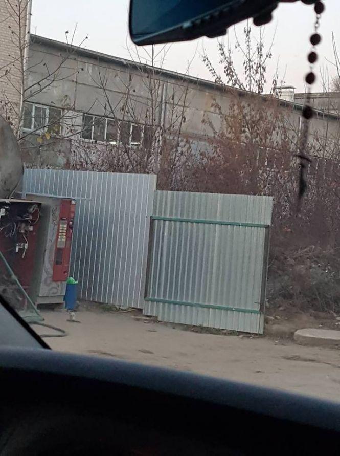 Новини Тернополя - фото з Підпільні «наливайки»: де заправляють тернопільські маршрутки. Експеримент «20 хвилин» Підпільні «наливайки»: де заправляють тернопільські маршрутки. Експеримент «20 хвилин», фото №2 на сайті 20minut.ua