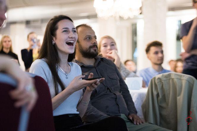 Новини Вінниці - фото з Успіх у Європі починається із простого «Привіт!» Зіркові секрети доступні всім у онлайні Успіх у Європі починається із простого «Привіт!» Зіркові секрети доступні всім у онлайні, фото №11 на сайті 20minut.ua