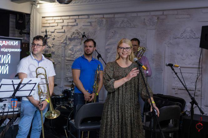 Новини Вінниці - фото з Успіх у Європі починається із простого «Привіт!» Зіркові секрети доступні всім у онлайні Успіх у Європі починається із простого «Привіт!» Зіркові секрети доступні всім у онлайні, фото №9 на сайті 20minut.ua