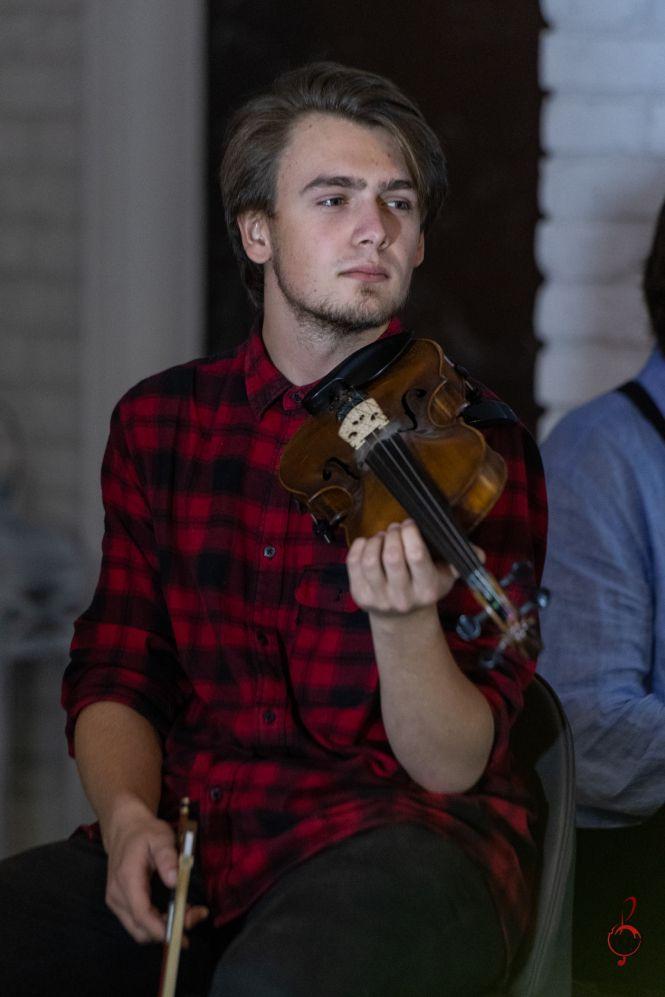 Новини Вінниці - фото з Успіх у Європі починається із простого «Привіт!» Зіркові секрети доступні всім у онлайні Успіх у Європі починається із простого «Привіт!» Зіркові секрети доступні всім у онлайні, фото №24 на сайті 20minut.ua