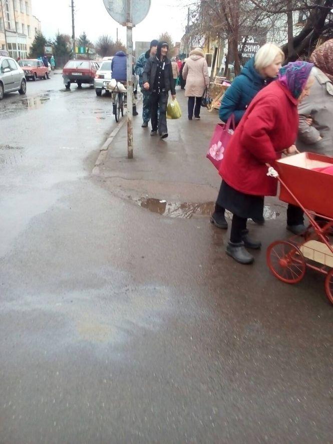 Козятин 15 листопада. Центр міста, фото №4 на сайті 20minut.ua