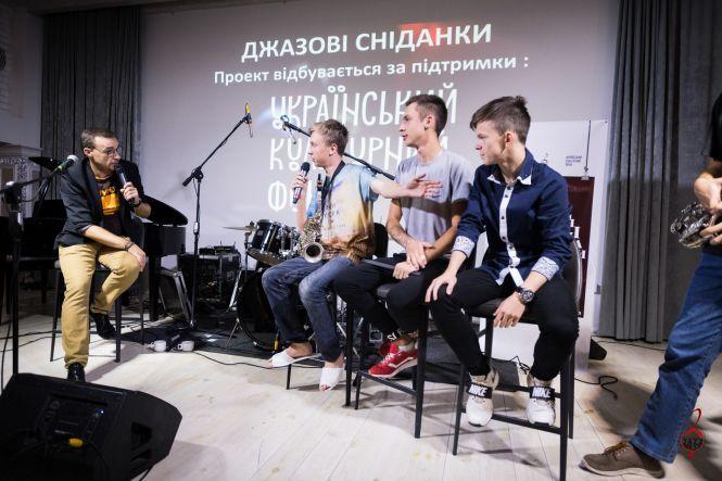 Новини Вінниці - фото з Успіх у Європі починається із простого «Привіт!» Зіркові секрети доступні всім у онлайні Успіх у Європі починається із простого «Привіт!» Зіркові секрети доступні всім у онлайні, фото №41 на сайті 20minut.ua