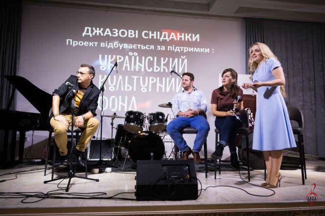 Новини Вінниці - фото з Успіх у Європі починається із простого «Привіт!» Зіркові секрети доступні всім у онлайні Успіх у Європі починається із простого «Привіт!» Зіркові секрети доступні всім у онлайні, фото №3 на сайті 20minut.ua