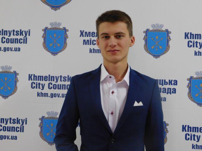 “На дівочі забаганки”, розваги та книги: хмельницькі студенти розповіли на що витрачають свою стипендію, фото №6 на сайті vsim.ua