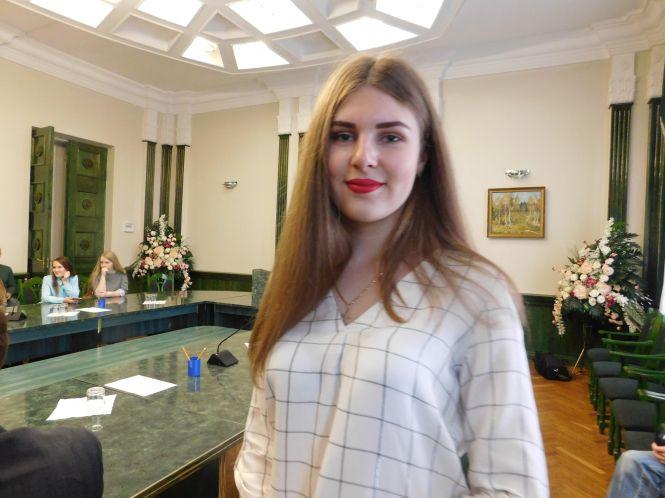 “На дівочі забаганки”, розваги та книги: хмельницькі студенти розповіли на що витрачають свою стипендію, фото №5 на сайті vsim.ua