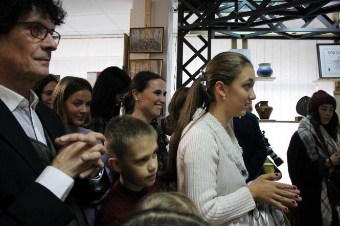 Про те як стартувала виставка і підписали угоду співпраці між Іспанією і Кам'янцем (ФОТО), фото №4 на сайті 20minut.ua