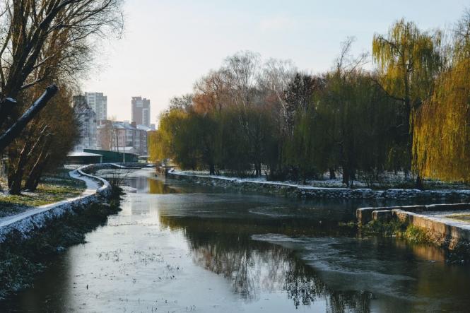 Новини Хмельницького - фото з Парк Чекмана вкрило першим снігом (ФОТО) Парк Чекмана вкрило першим снігом (ФОТО), фото №10 на сайті vsim.ua