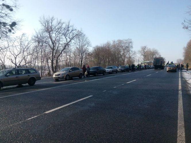 Новини Хмельницького - фото з Акція "євробляхарів": що відбувається у Хмельницькому (ОНОВЛЕНО) Акція "євробляхарів": що відбувається у Хмельницькому (ОНОВЛЕНО), фото №9 на сайті vsim.ua