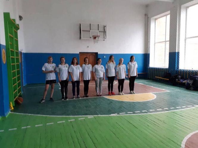 Переможці фінальних змагань з баскетболу — команда Широкогребельського ЗНВК, фото №1 на сайті 20minut.ua