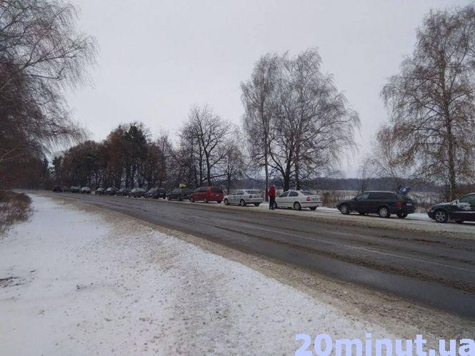 Протест власників «євроблях»: перекриті дороги та мітинг під стінами ОДА, фото №2 на сайті 20minut.ua