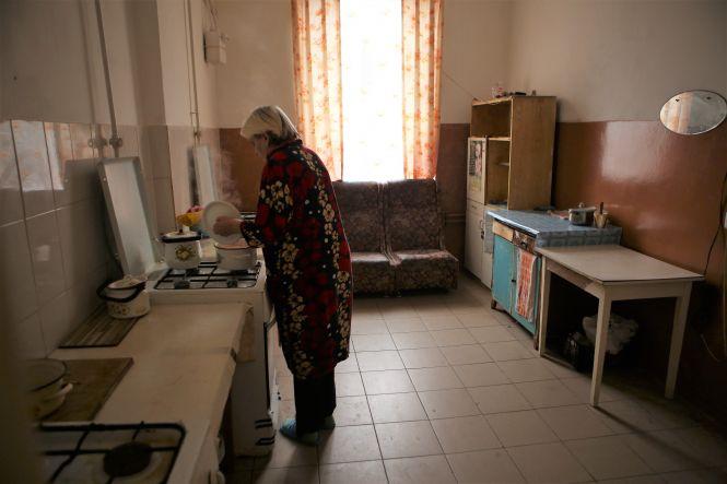 Барак на «Варшаві». Як воно, жити в колишній конюшні?, фото №3 на сайті 20minut.ua