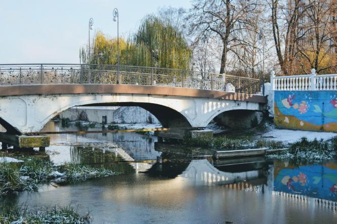 Новини Хмельницького - фото з Парк Чекмана вкрило першим снігом (ФОТО) Парк Чекмана вкрило першим снігом (ФОТО), фото №13 на сайті vsim.ua