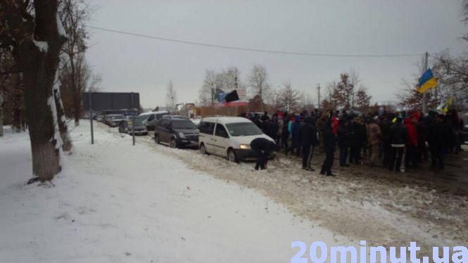 Протест власників «євроблях»: перекриті дороги та мітинг під стінами ОДА, фото №4 на сайті 20minut.ua