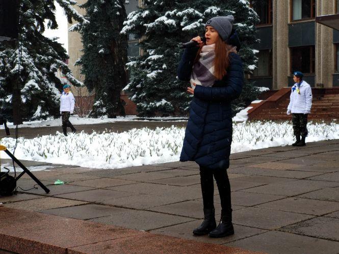 Зі скорботою у душі кам’янчани вшанували пам’ять загиблих героїв, фото №6 на сайті 20minut.ua