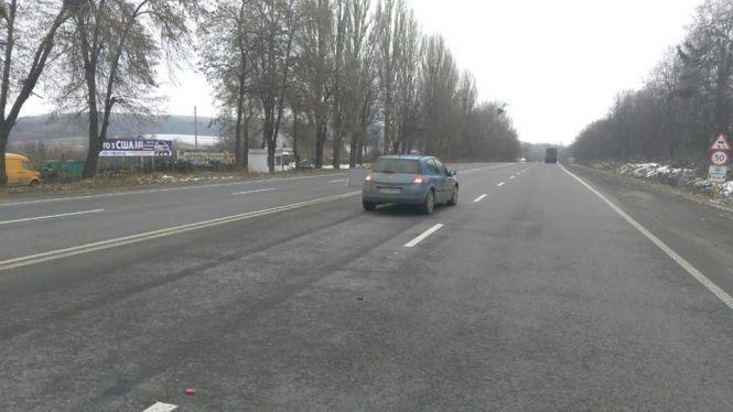 Водій на “євроблясі” збив 18-річного велосипедиста при в’їзді у Хмельницький, фото №3 на сайті vsim.ua