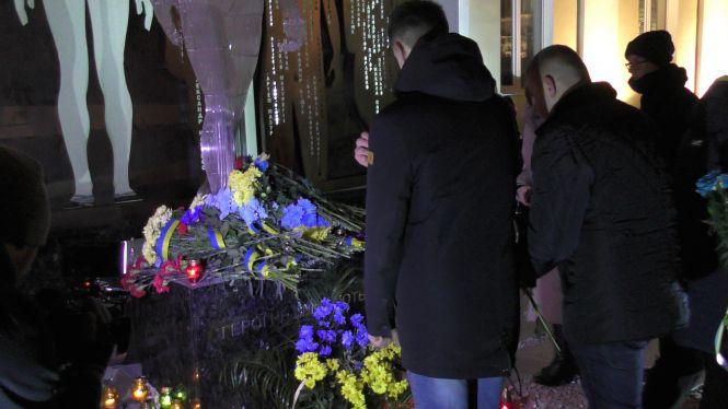 Новини Житомира - фото з День Гідності та Свободи на майдані Корольова ФОТО. ВІДЕО День Гідності та Свободи на майдані Корольова ФОТО. ВІДЕО, фото №1 на сайті 20minut.ua