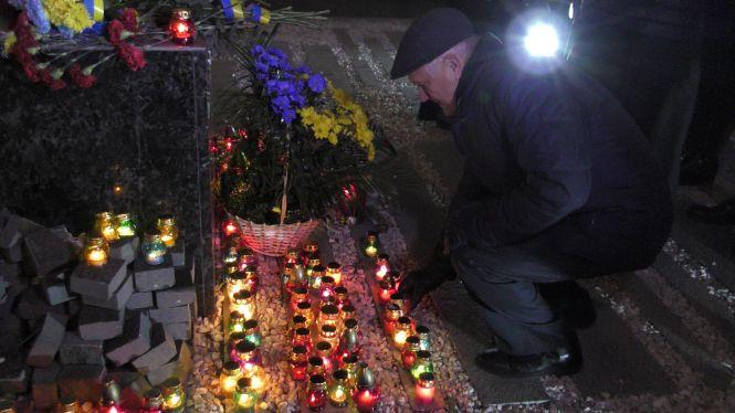 Новини Житомира - фото з День Гідності та Свободи на майдані Корольова ФОТО. ВІДЕО День Гідності та Свободи на майдані Корольова ФОТО. ВІДЕО, фото №4 на сайті 20minut.ua