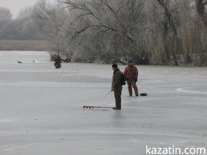 Козятин сьогодні — діти, рибалки та небезпечні люки, фото №1 на сайті 20minut.ua