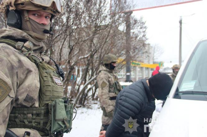 Гучне затримання: у центрі Житомира поліція схопила банду «домушників», фото №4 на сайті 20minut.ua