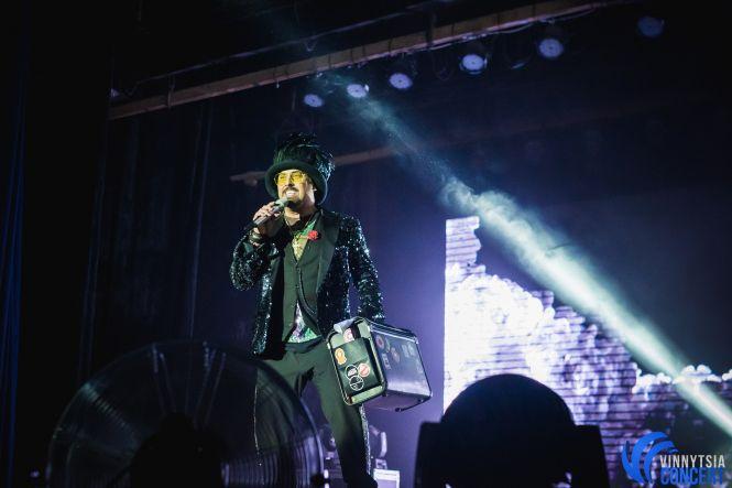 Новини Вінниці - фото з Дима Коляденко в Виннице «нашел невесту», танцевал гопак и вспоминал знакомство с Билык Дима Коляденко в Виннице «нашел невесту», танцевал гопак и вспоминал знакомство с Билык, фото №4 на сайті 20minut.ua